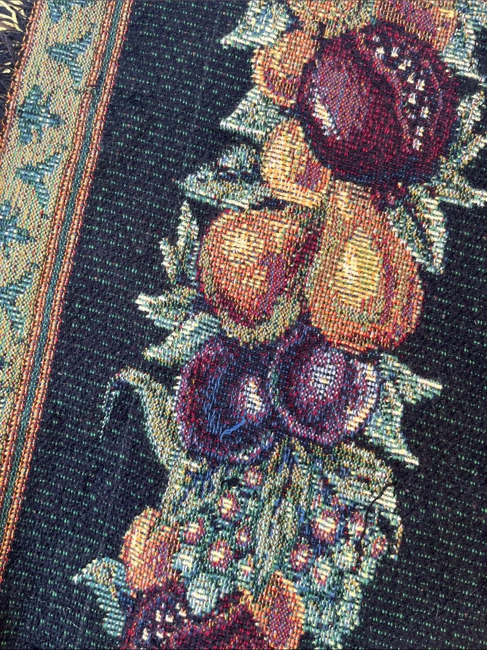 Vintage elegant woven